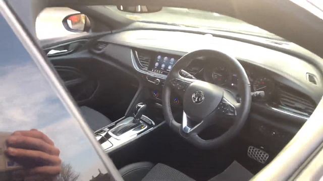 Vauxhall Insignia 1.5 Grand Sport SRi Vx-line NAV смотреть онлайн