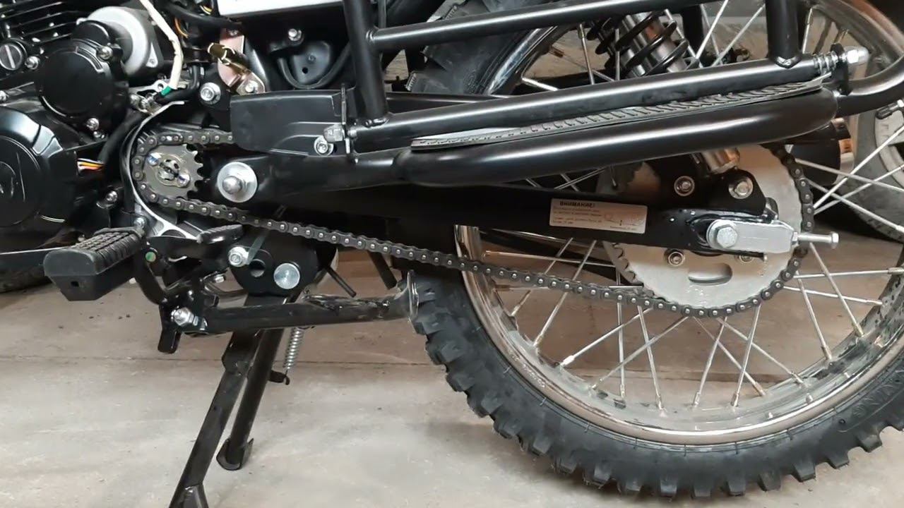 Racer RC150 Tourist Про регулировку натяжения цепи. смотреть онлайн