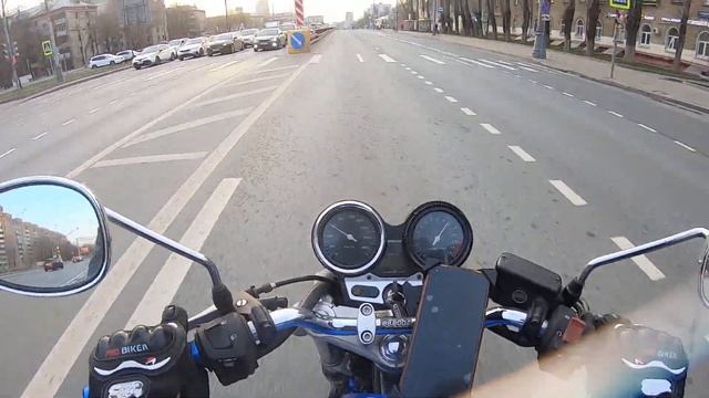Honda cb400vtec1.Разгон до ? км.ч. смотреть онлайн