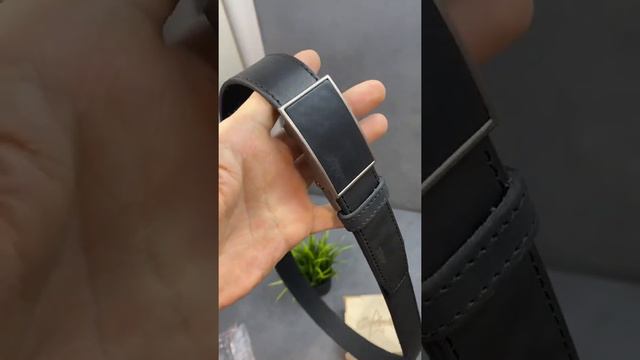 Ремень из натуральной отбороной кожи с автоматической пряжкой (зажим) смотреть онлайн