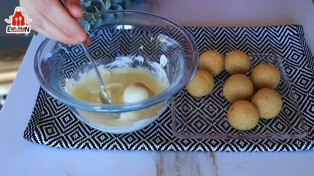 Aşırı Pratik‼️MUZLU BALLI CHEESECAKE TADINDA İKRAMLIK TOPLAR? Atıştırmalık-İkramlık Tarifler смотреть онлайн