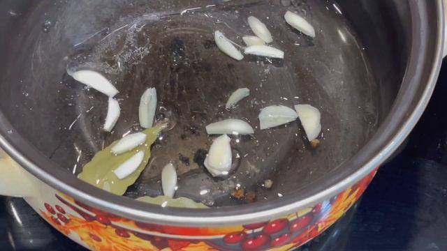 МАРИНОВАННЫЕ ШАМПИНЬОНЫ БЫСТРОГО ПРИГОТОВЛЕНИЯ смотреть онлайн