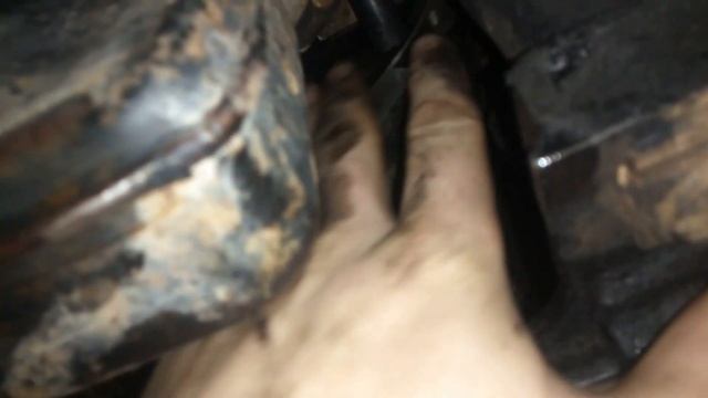 Несколько подлых болтов, с которыми сталкнётся каждый при замене TD27T, ZD30 на акпп и мкпп Terrano смотреть онлайн