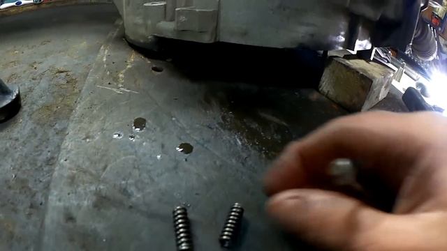 ПРИОРА, замена подшипников в КПП, почему гудит коробка! смотреть онлайн