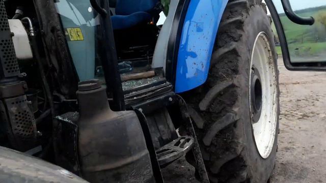 Розфигачили лобовые стекла на New holland , меняю теперь смотреть онлайн