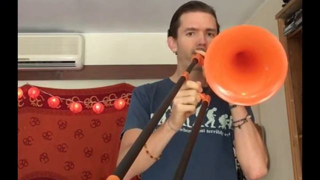 Amazing Grace On the Orange Plastic Trombone смотреть онлайн