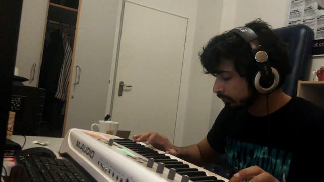 Nothing Else Matters (Cover, M Audio Venom - 73 Tines) смотреть онлайн