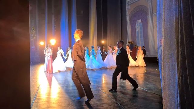 Ансамбль песни и танца "ПЕТЕРБУРГСКАЯ МОЗАИКА" и группа КУРАЖ ФМ БКЗ Октябрьский 21г. смотреть онлайн