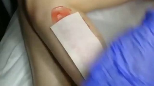 Епіляція воском (ноги)