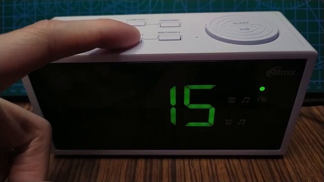 Точные самодельные часы с радио и автояркостью без Wi-Fi, GPS, батареек и аккумуляторов | Часть 3/3 смотреть онлайн