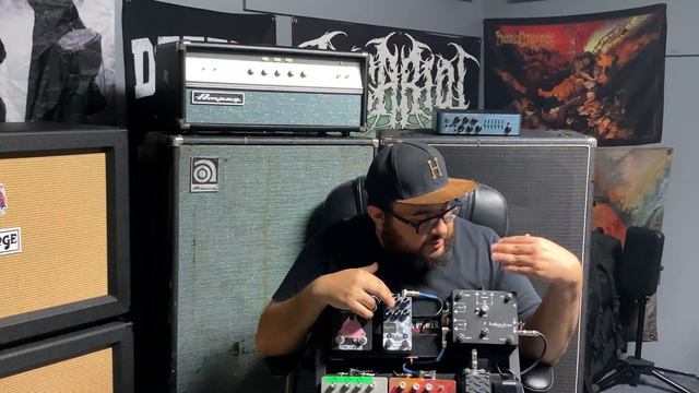 RESISTOR - BASS RIG RUNDOWN {AMPEG VS DARKGLASS} /maintaining a good tone while tuning to Drop E смотреть онлайн