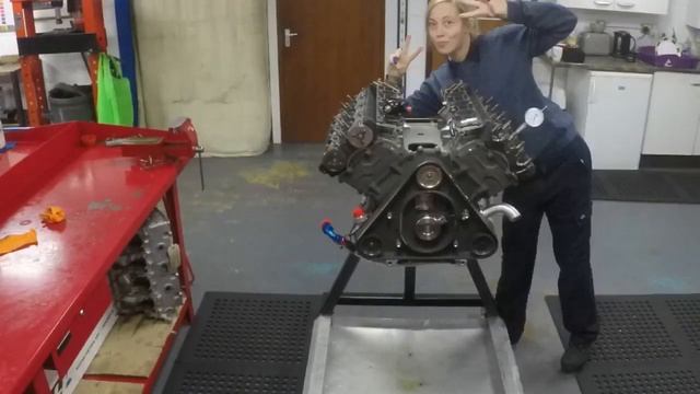 Cosworth DFV Build - Time-Lapse смотреть онлайн