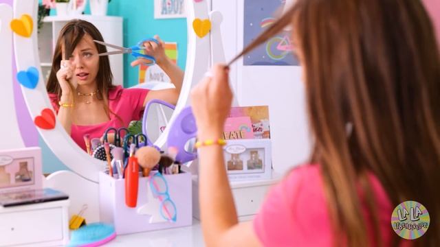 LUSTIGE MÄDELS-Probleme mit LANGEN NÄGELN | Beauty- und Beziehungs-Kämpfe auf La La Lebensfreude смотреть онлайн