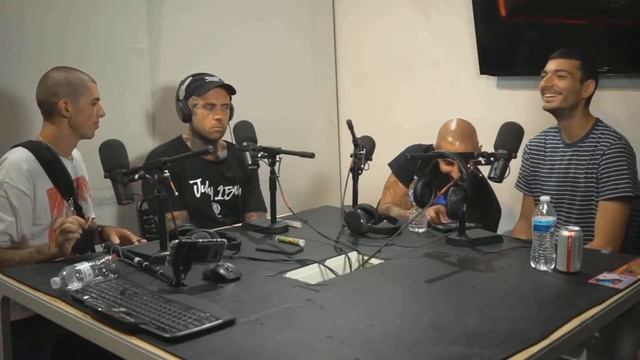 fouseytube V.S. Sam Pepper fight at the no jumper interview смотреть онлайн