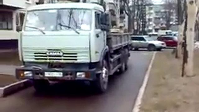 Оборона двора от застройки. смотреть онлайн