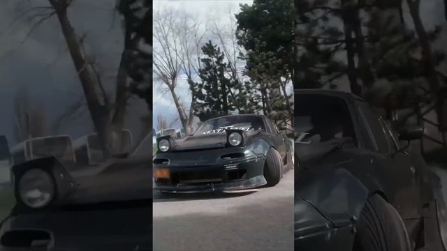 Performed by a professional driver on a closed circuit #shorts смотреть онлайн