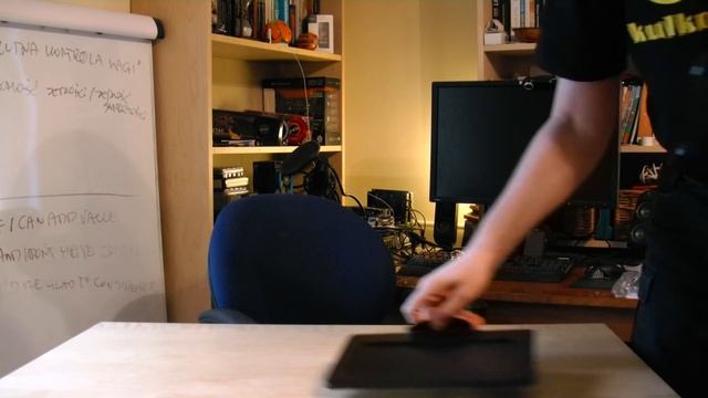 Quick Unboxing BenQ XL2411Z Gaming Monitor 144Hz 1ms 24" (MKG.CS:GO.mATX) | 09.2015 - McSzakalTV смотреть онлайн