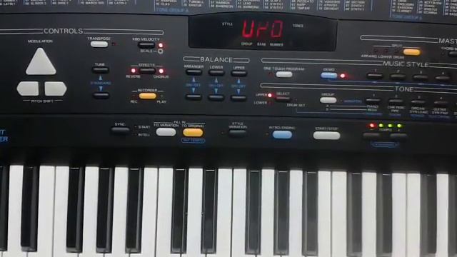 Roland E16 смотреть онлайн