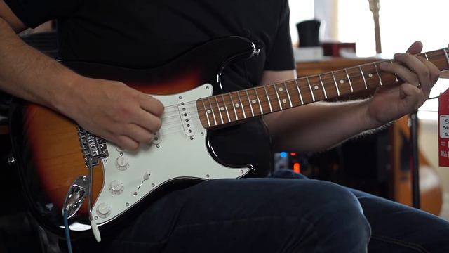 Fender Player Series Stratocaster Review смотреть онлайн