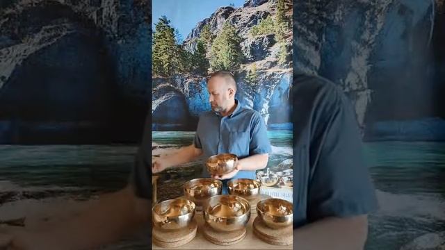 Сеанс исцеления звуком поющих Чаш смотреть онлайн