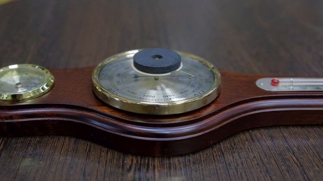 Метеостанция: барометр, термометр, гигрометр 39.5*11*5 см., D=9 см. смотреть онлайн