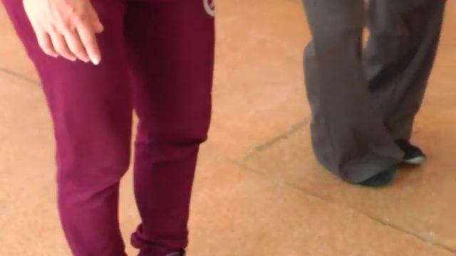 ПРОРАБАТЫВАЕМ ПРЕСС И БЕДРА В ТАНЦЕ смотреть онлайн