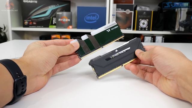 Thermaltake Toughram RGB Racing Green 3600C18 16GB Kit Review смотреть онлайн
