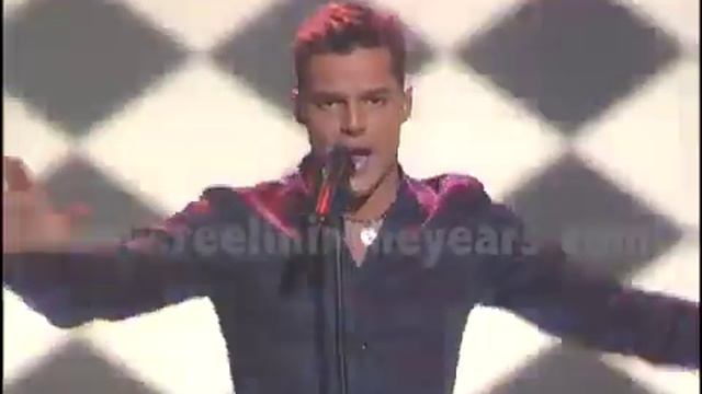 Ricky Martin __ livin la vida loca смотреть онлайн