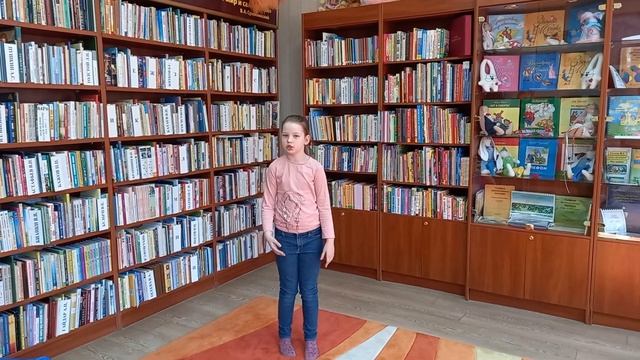 Аня Абрамова читает стихотворение А.Л. Барто «Разлука» смотреть онлайн