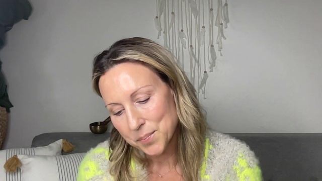 JOURNEY OF LOVE ORACLE #12 - SELF-INITIATION смотреть онлайн