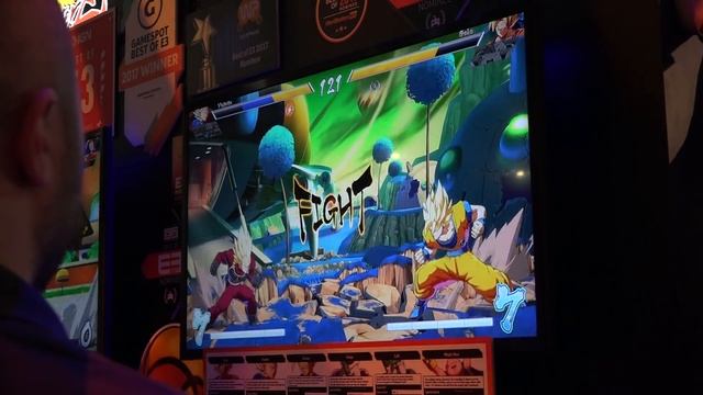 Dragon Ball Fighter Z Off-Screen Gameplay from E3 2017 смотреть онлайн