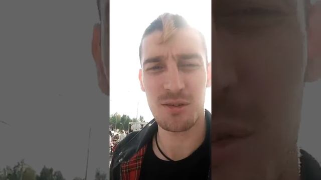 Чех в Ижевске. Парк имени Кирова. смотреть онлайн