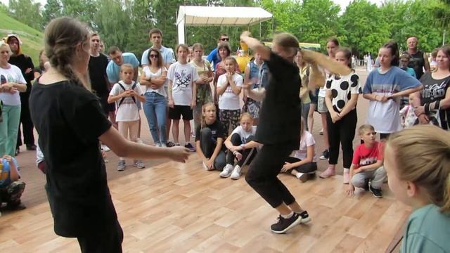 Life Street 2018 смотреть онлайн