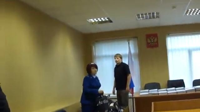 7 041010 ОТКАЗ ПРОКУРОРА ПРОКОММЕНТИРОВАТЬ УДАЛЕНИЕ ЖУРНАЛИСТА ИЗ ЗАЛА СУДА