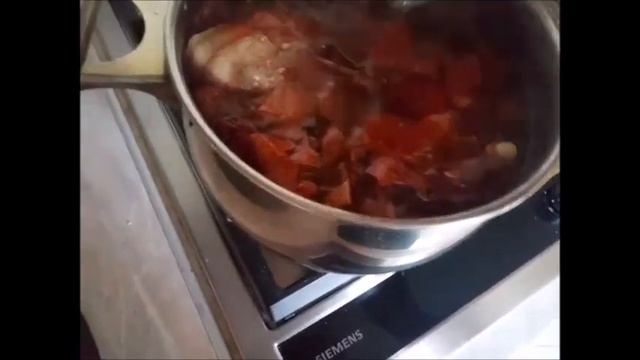 Подчеревок, вареный в луковой шелухе смотреть онлайн