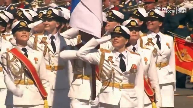 Самые красивые девушки в военной форме! День Победы на Фашизмом 2016. 9 мая. Женский Парад. смотреть онлайн