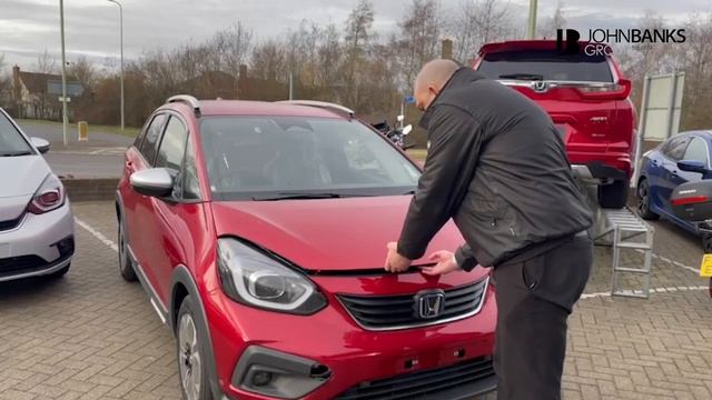 How To? | Open A Honda Jazz Bonnet Properly And Safely