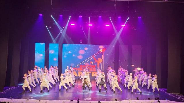 Антре Шоу-Театр "Мы из Антре" Новогодний мюзикл "Щелкунчик" 2023 #антре #танцы #шоу #dance #show смотреть онлайн