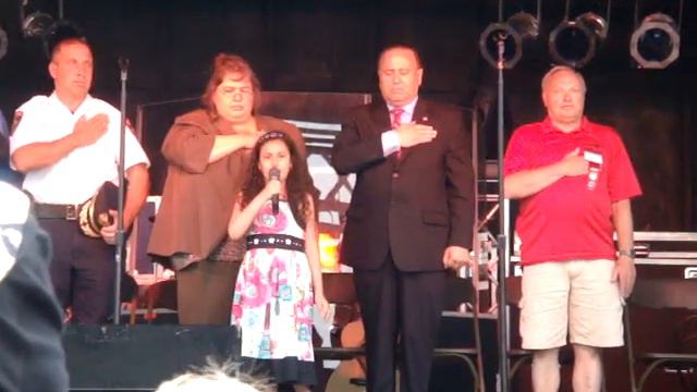 Alyssa Opening the Fair смотреть онлайн