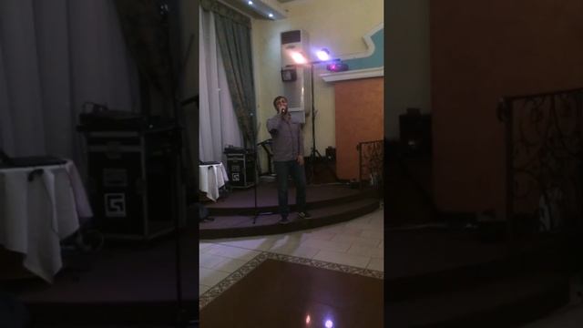 Парень поёт как Лепс! Нереально! смотреть онлайн