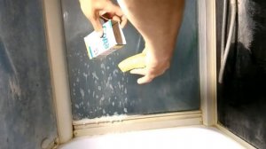 ★Моем душевую кабинку от известкового налета