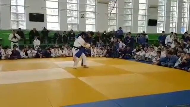 Мастер класс от Олимпийского Чемпиона Беслана Мудранова смотреть онлайн