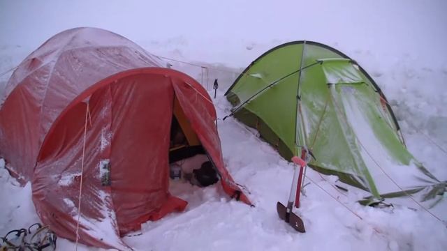 Из Франции в Италию через вершины Монблана 2012 смотреть онлайн