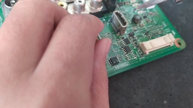 TV LCD Toshiba Rusak Suara Kemrosok смотреть онлайн