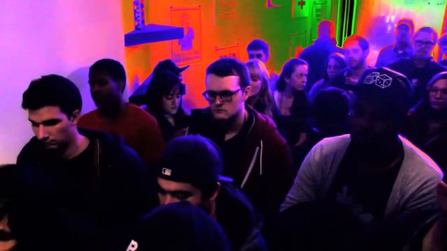 Com Truise - Fairlight + Dreambender // Live @ 350 Broadway