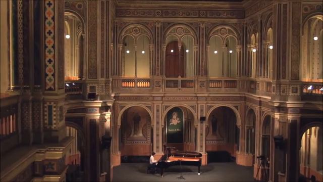 Luka Okros - Rachmaninov: Musical Moment op.16 no.4 смотреть онлайн