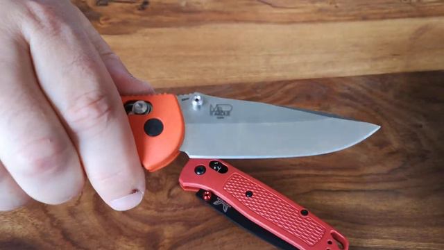 Обзор новинок: Benchmade Bugout и Griptilian