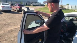 Каркасные шторки для автомобиля Kia Rio 3 (Киа Рио) 2010-2017 на магнитах «Cobra Tuning» - Установк