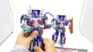 Видеобозор игрушки Оптимус Прайм из к\ф "Последний Рыцарь" Deformation VS Hasbro Voyager