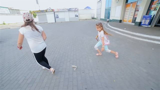 24 часа МАМА Говорит ДА Челлендж Гигантские НОГТИ смотреть онлайн